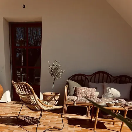 Charmante Renovee Avec Piscine * Montélimar